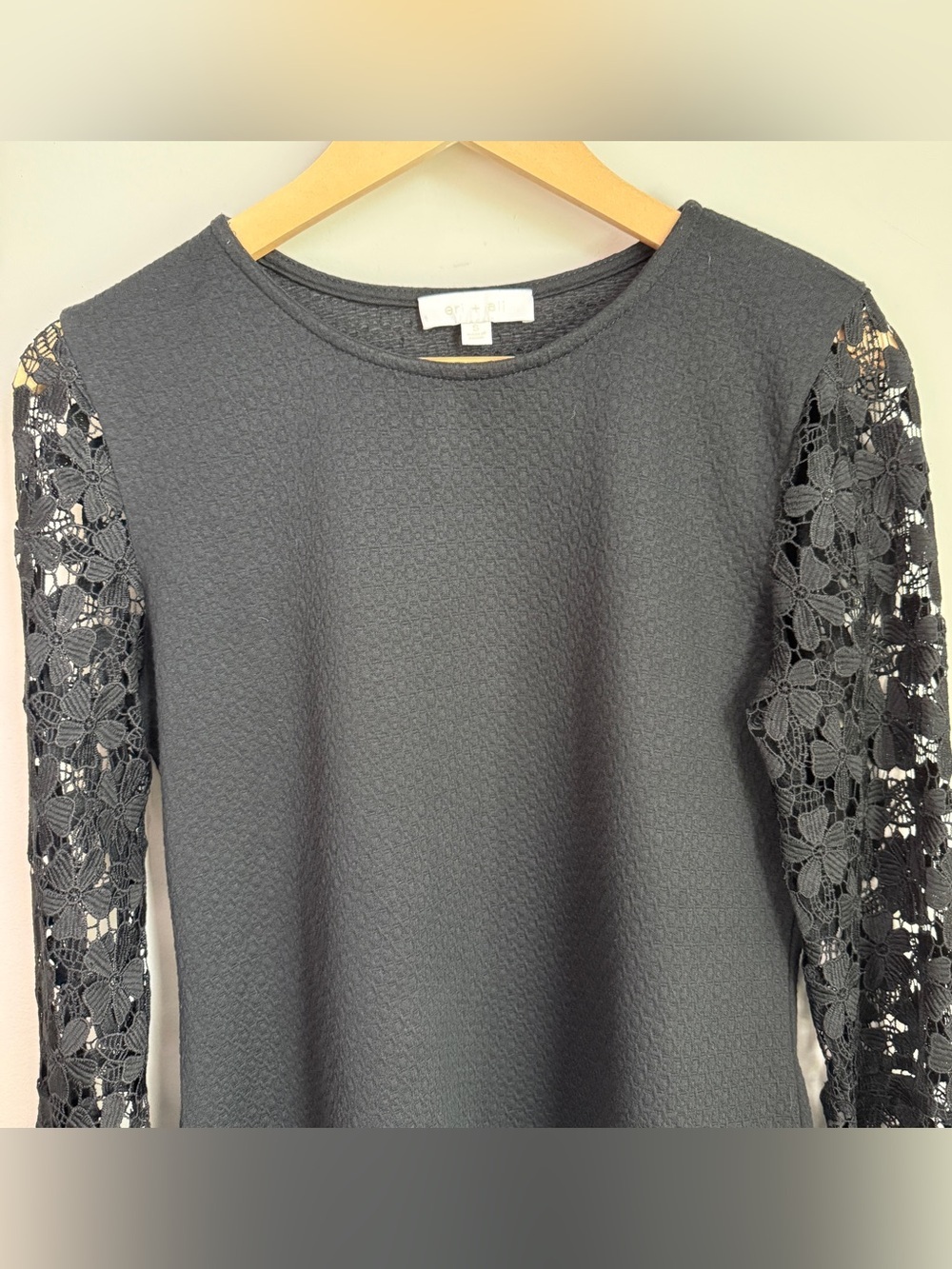 Eri + Ali Black Floral Lace Bell Sleeve Top Textured Mixed Media Dark Academia S - Picture 2 of 9